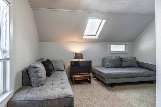 526 W Douglas Avenue, Fergus Falls, MN 56537