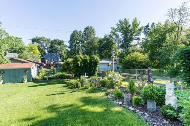 526 W Douglas Avenue, Fergus Falls, MN 56537