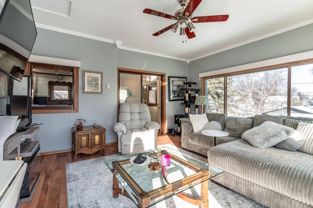 526 W Douglas Avenue, Fergus Falls, MN 56537