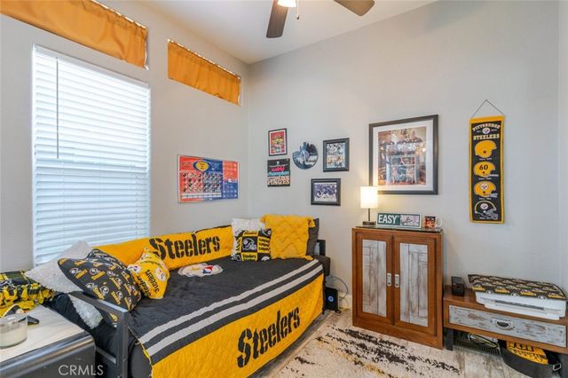 11 Oxford Way, Northridge, CA 91324
