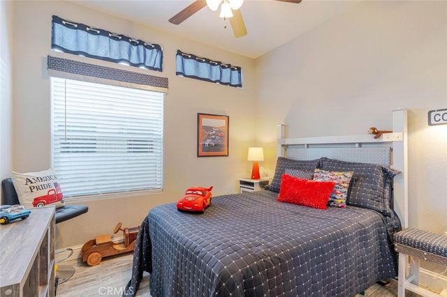 11 Oxford Way, Northridge, CA 91324