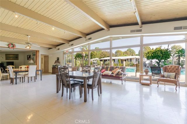 11 Oxford Way, Northridge, CA 91324