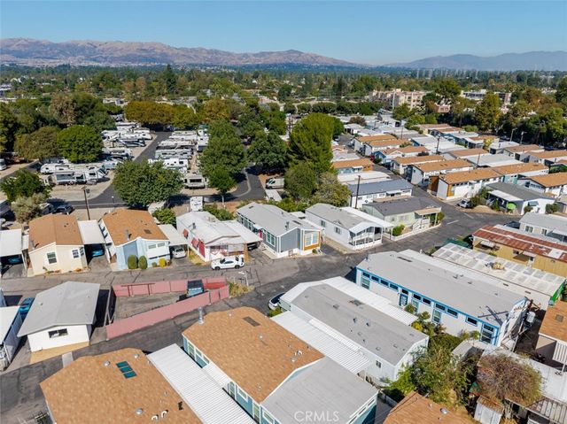11 Oxford Way, Northridge, CA 91324
