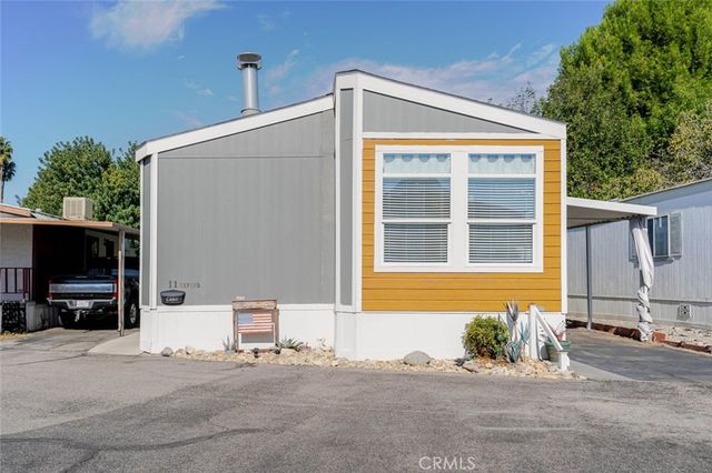 11 Oxford Way, Northridge, CA 91324