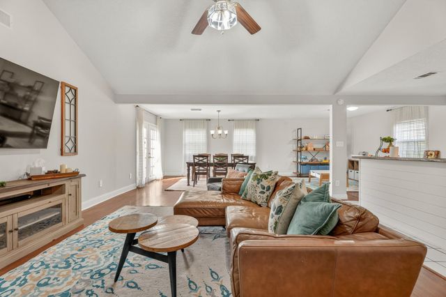 2104 Rose Road, Pearland, TX 77581