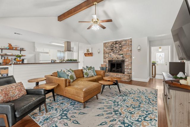 2104 Rose Road, Pearland, TX 77581