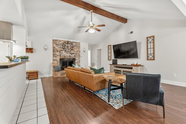 2104 Rose Road, Pearland, TX 77581