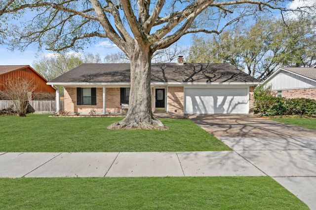 2104 Rose Road, Pearland, TX 77581