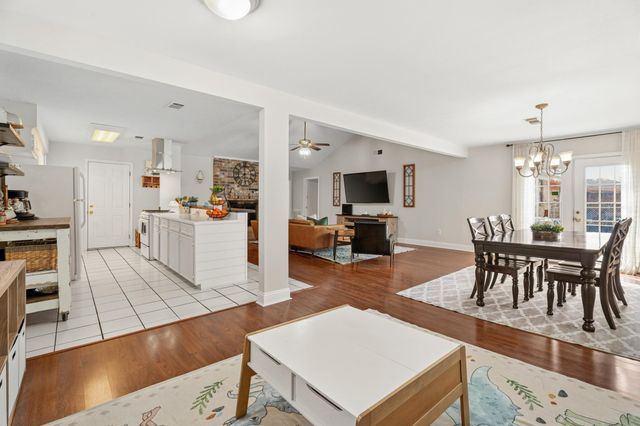 2104 Rose Road, Pearland, TX 77581