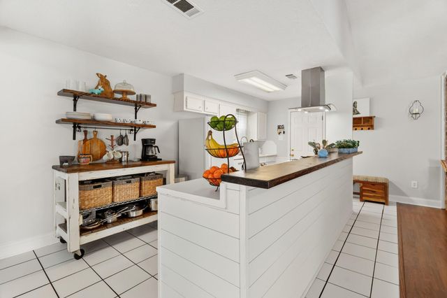 2104 Rose Road, Pearland, TX 77581