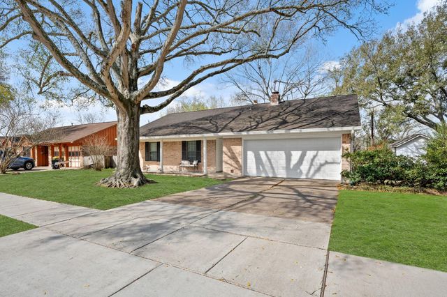 2104 Rose Road, Pearland, TX 77581