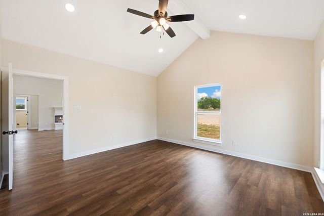 7319 Tiff Nicole Ln, Von Ormy, TX 78073