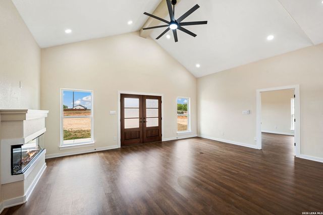 7319 Tiff Nicole Ln, Von Ormy, TX 78073