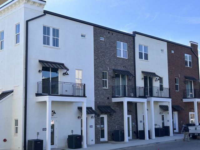 2101 Branford Pl Apt 203, Thompsons Station, TN 37179