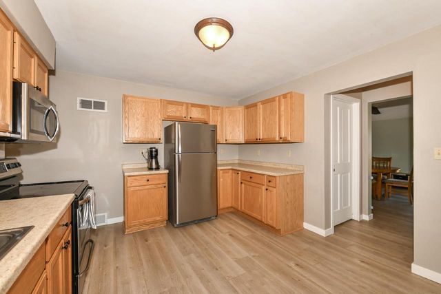 26314 Fries LANE, Waterford, WI 53185
