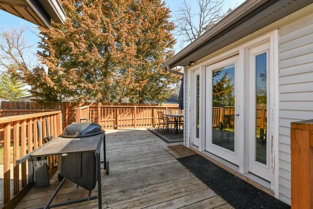 26314 Fries LANE, Waterford, WI 53185