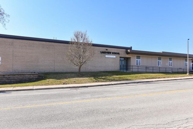 26314 Fries LANE, Waterford, WI 53185
