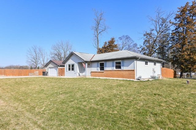 26314 Fries LANE, Waterford, WI 53185