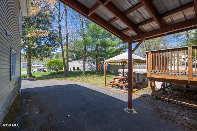 48 Wilshire Drive, Colonie, NY 12205