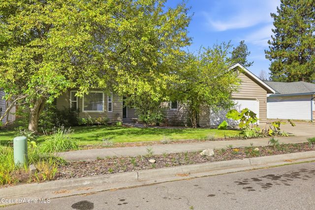 6309 N Pinegrove DR, Coeur D'alene, ID 83815