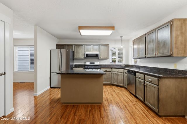 6309 N Pinegrove DR, Coeur D'alene, ID 83815