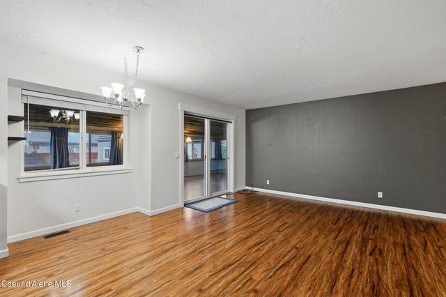 6309 N Pinegrove DR, Coeur D'alene, ID 83815
