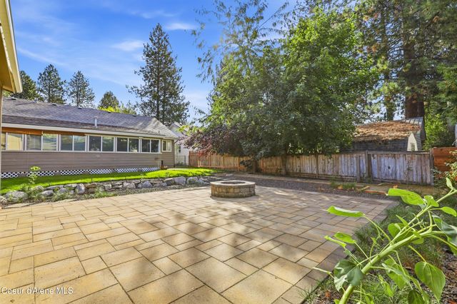 6309 N Pinegrove DR, Coeur D'alene, ID 83815