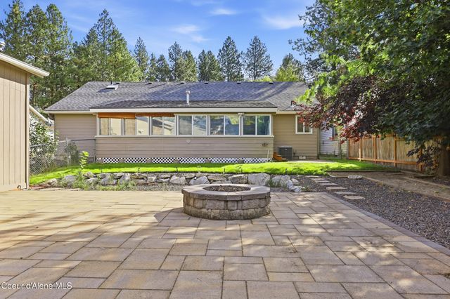 6309 N Pinegrove DR, Coeur D'alene, ID 83815