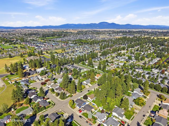 6309 N Pinegrove DR, Coeur D'alene, ID 83815