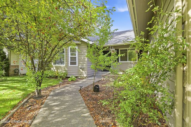 6309 N Pinegrove DR, Coeur D'alene, ID 83815