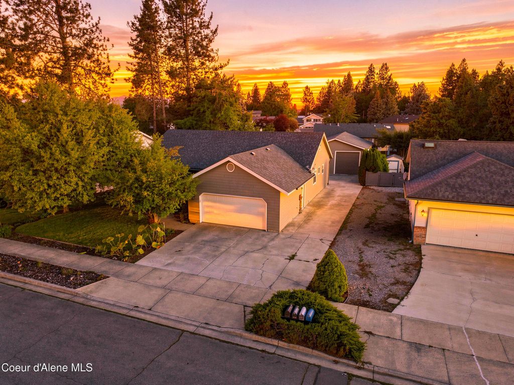 6309 N Pinegrove DR, Coeur d'Alene, ID 83815 photo 5