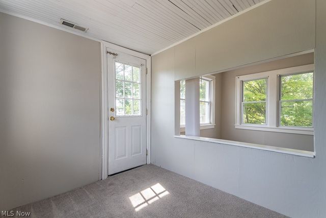 170 E 316th Street, Willowick, OH 44095