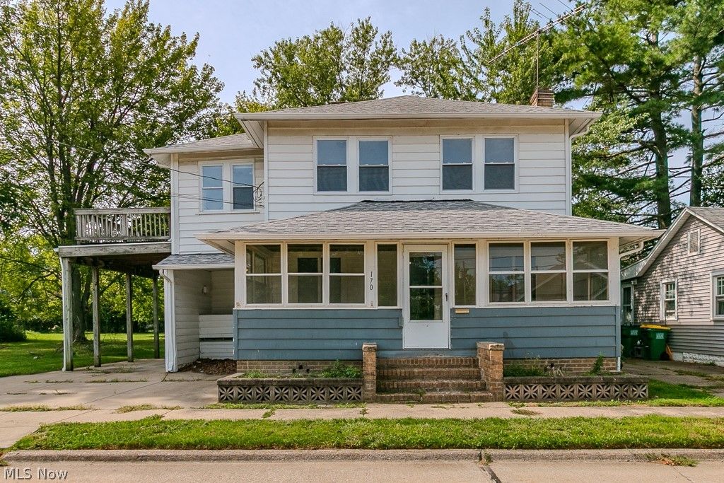170 E 316th Street, Willowick, OH 44095