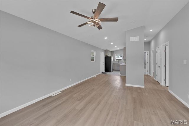 11209 Saint Shawn Lane, St Ann, MO 63074