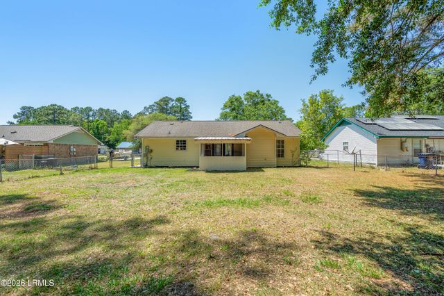 3 Burlington Circle, Beaufort, SC 29906