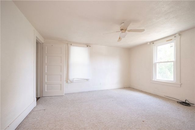 308 Wykes St, Aliquippa, PA 15001