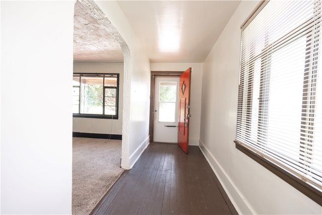 308 Wykes St, Aliquippa, PA 15001