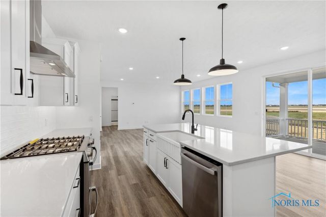 9152 Mill View Court, Sylvania, OH 43560