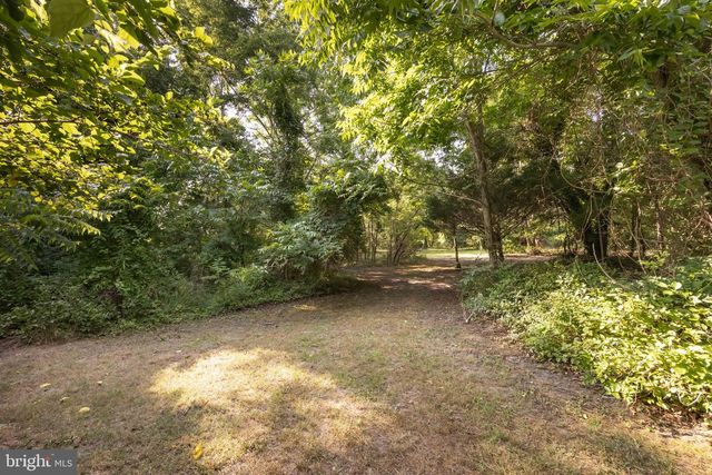20541 NANTICOKE RD, Nanticoke, MD 21840
