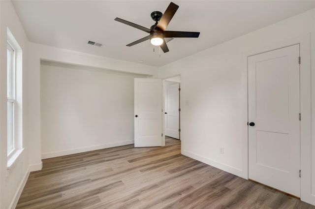 315 Cypress Street, Alvin, TX 77511