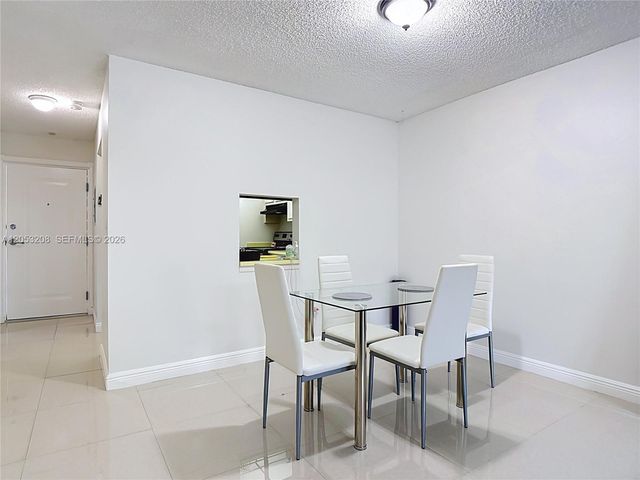 7722 Camino Real E304, Miami, FL 33143