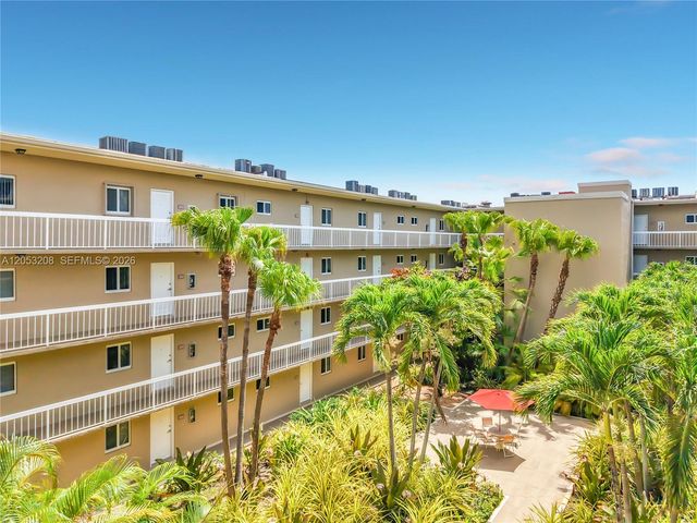 7722 Camino Real E304, Miami, FL 33143