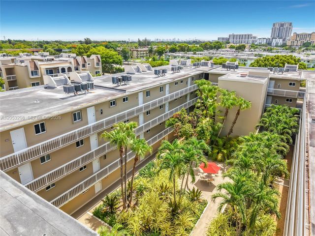7722 Camino Real E304, Miami, FL 33143