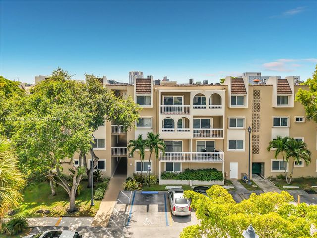 7722 Camino Real E304, Miami, FL 33143