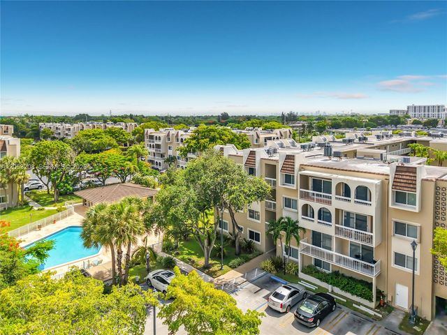 7722 Camino Real E304, Miami, FL 33143