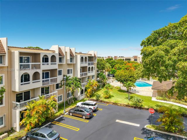 7722 Camino Real E304, Miami, FL 33143