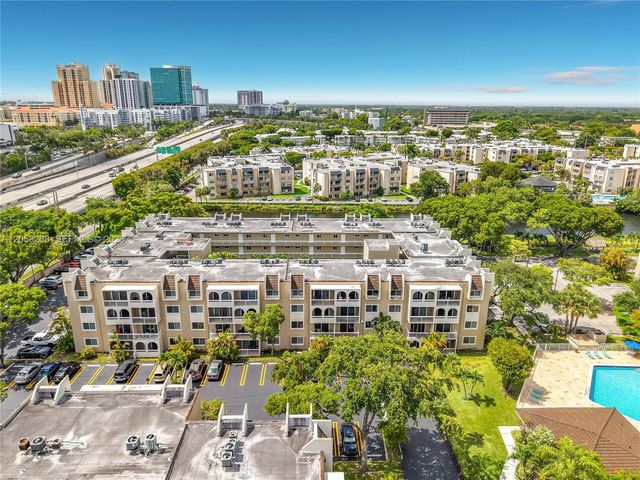 7722 Camino Real E304, Miami, FL 33143