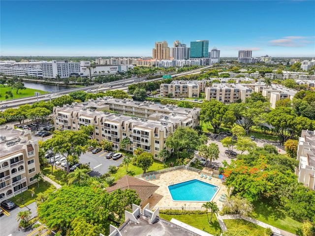 7722 Camino Real E304, Miami, FL 33143