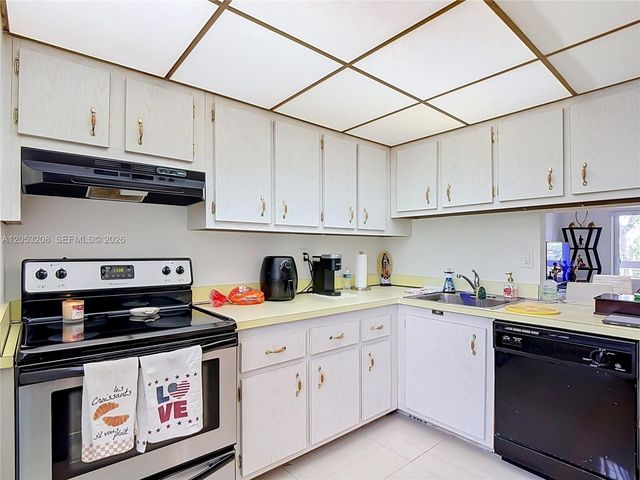 7722 Camino Real E304, Miami, FL 33143