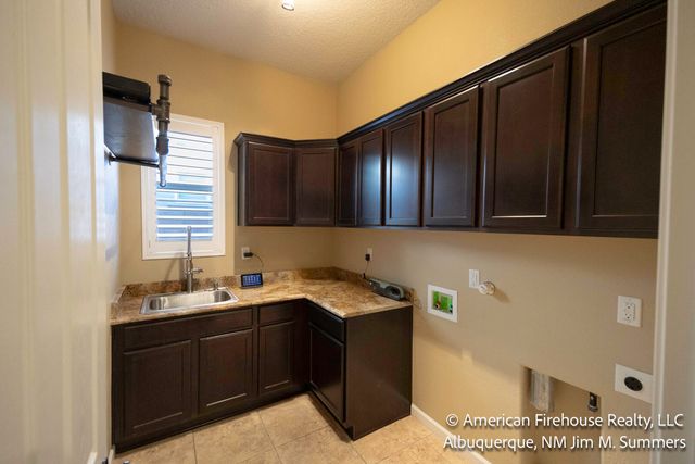 8708 Espacio Verde Road NW, Albuquerque, NM 87120